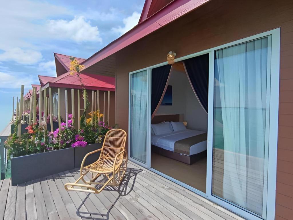 Sand Bay Resort Семпорна Екстериор снимка