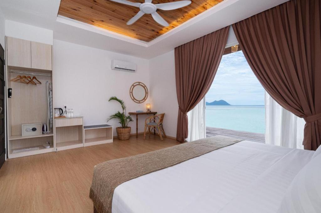 Sand Bay Resort Семпорна Екстериор снимка