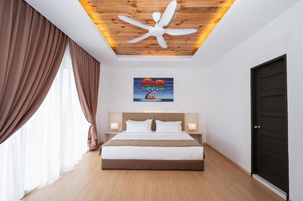 Sand Bay Resort Семпорна Екстериор снимка